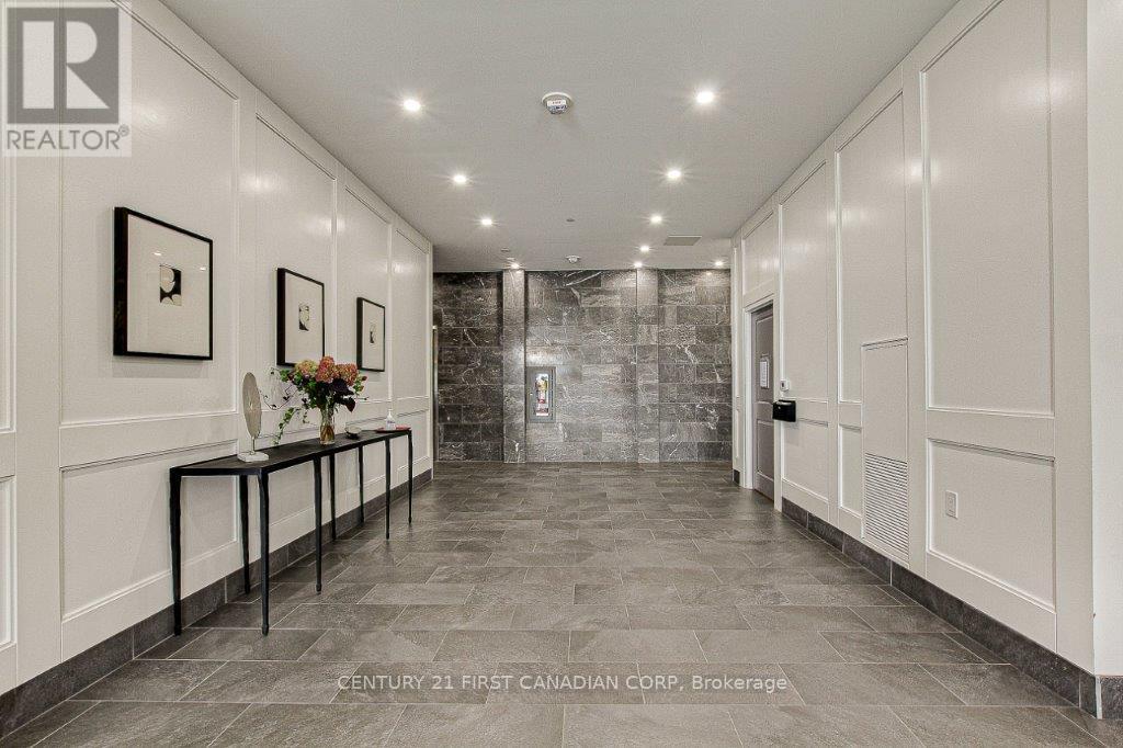 914 - 260 Villagewalk Boulevard, London North, Ontario  N6G 0W6 - Photo 6 - X13885974