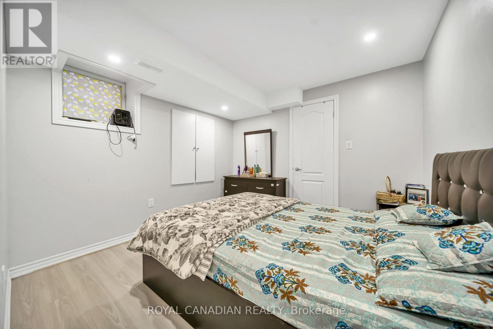 33 Bachelor Street, Brampton, Ontario  L7A 5B1 - Photo 46 - W13885938