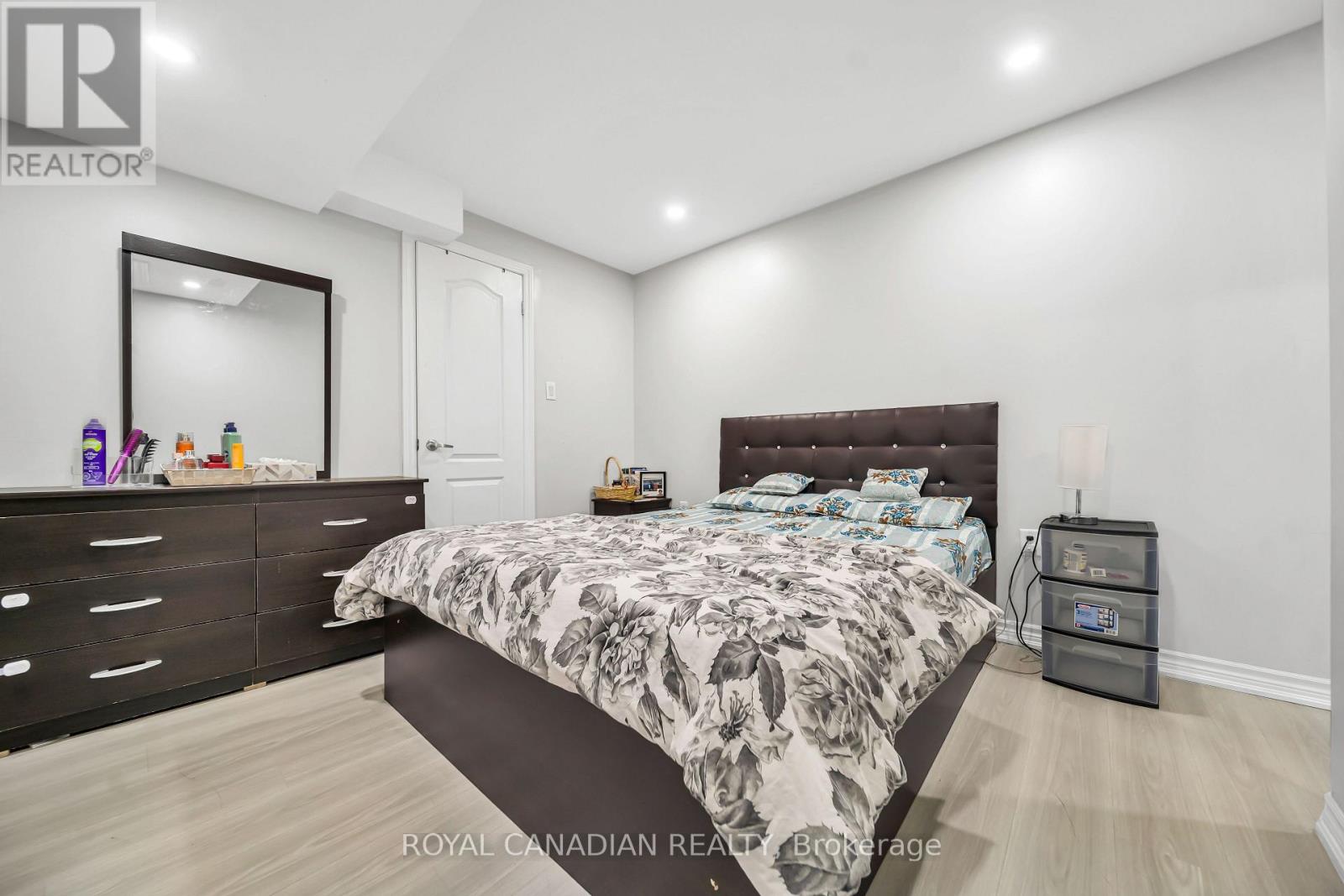 33 Bachelor Street, Brampton, Ontario  L7A 5B1 - Photo 47 - W13885938