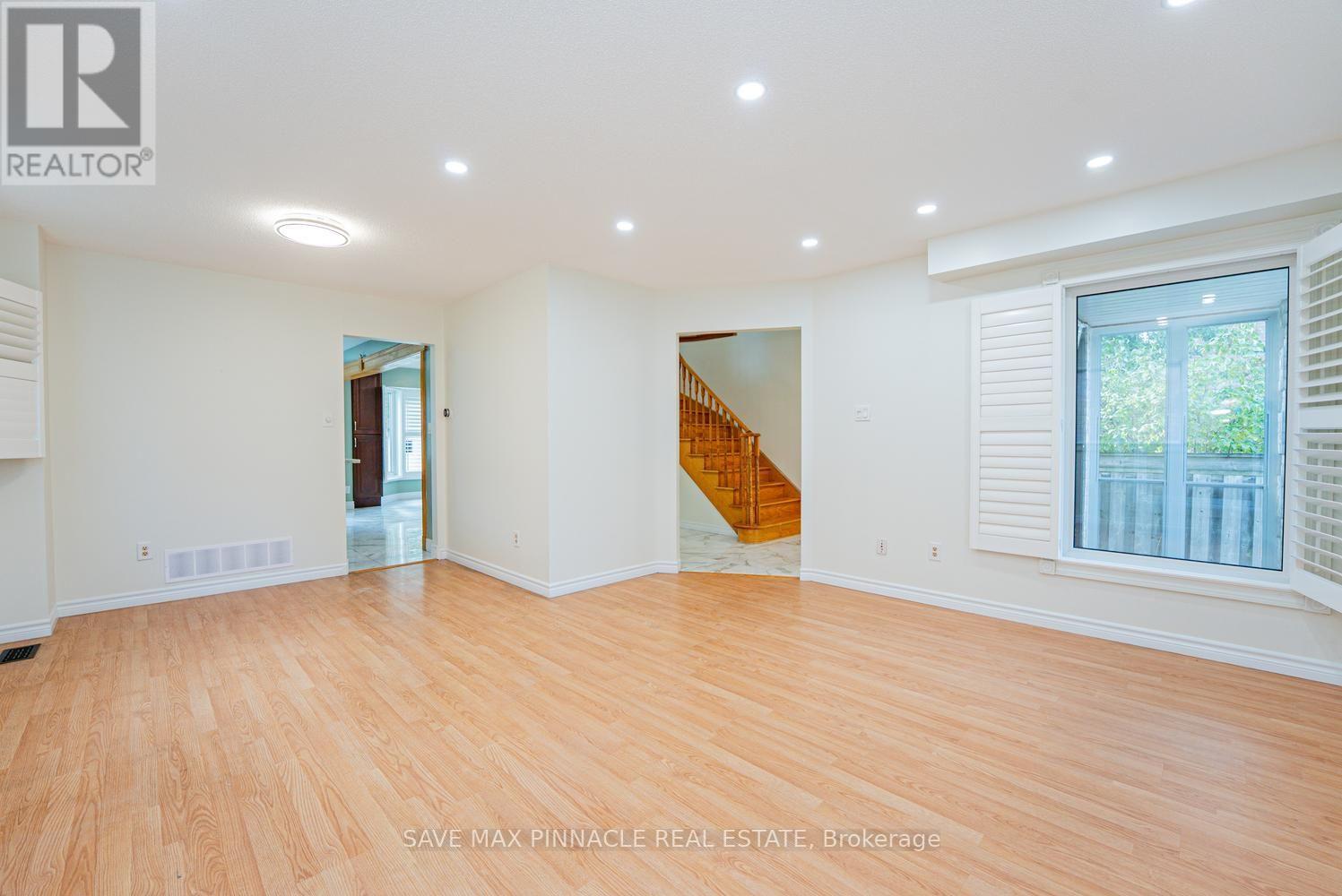 3118 Shadetree Drive, Mississauga, Ontario  L5N 6P3 - Photo 11 - W13885966