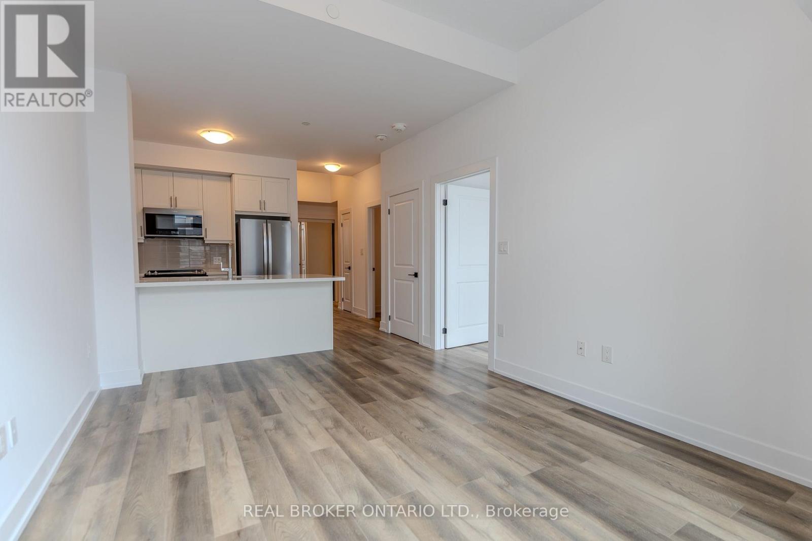 1213 - 470 Dundas Street E, Hamilton, Ontario  L8B 2A6 - Photo 2 - X13885936