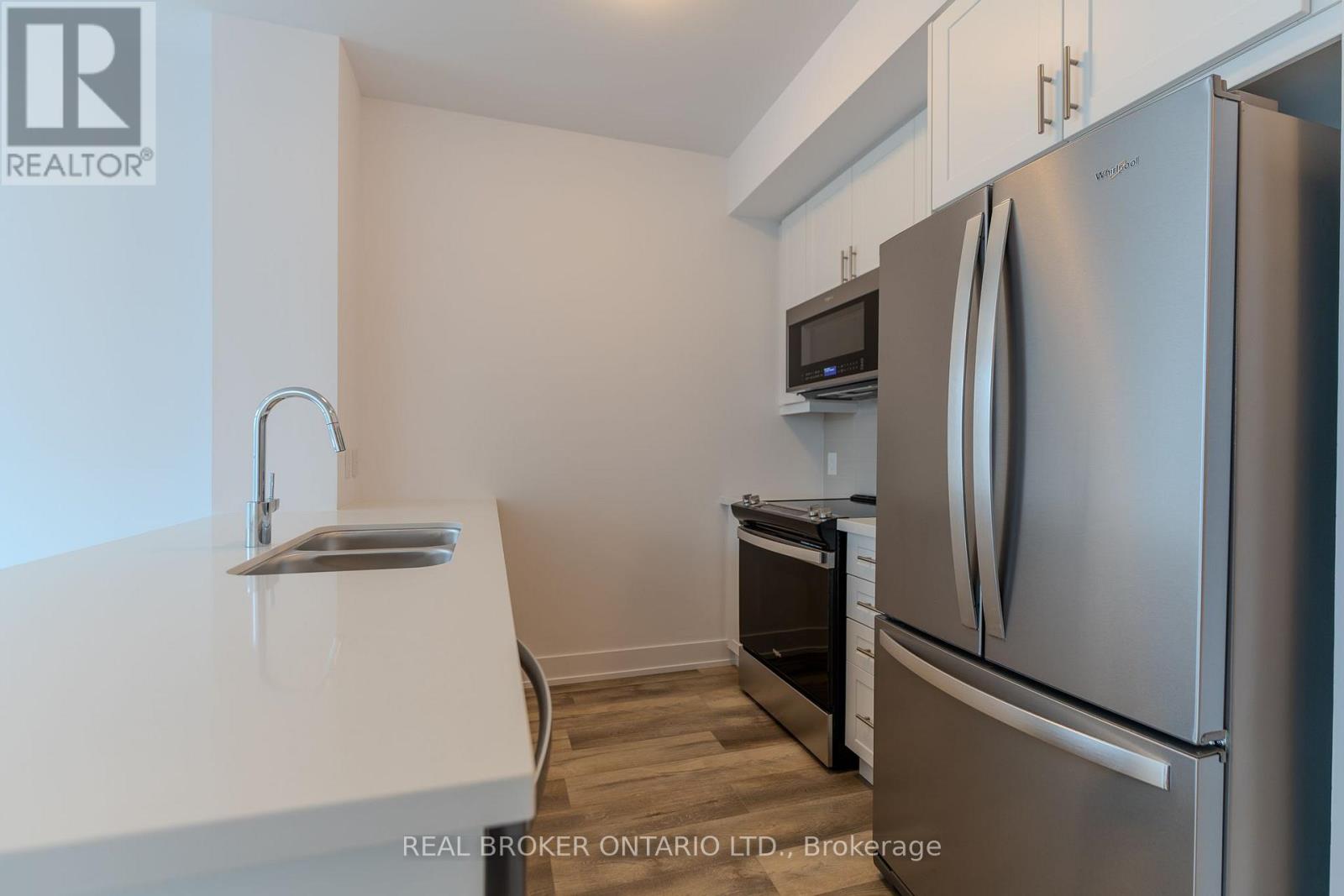 1213 - 470 Dundas Street E, Hamilton, Ontario  L8B 2A6 - Photo 4 - X13885936