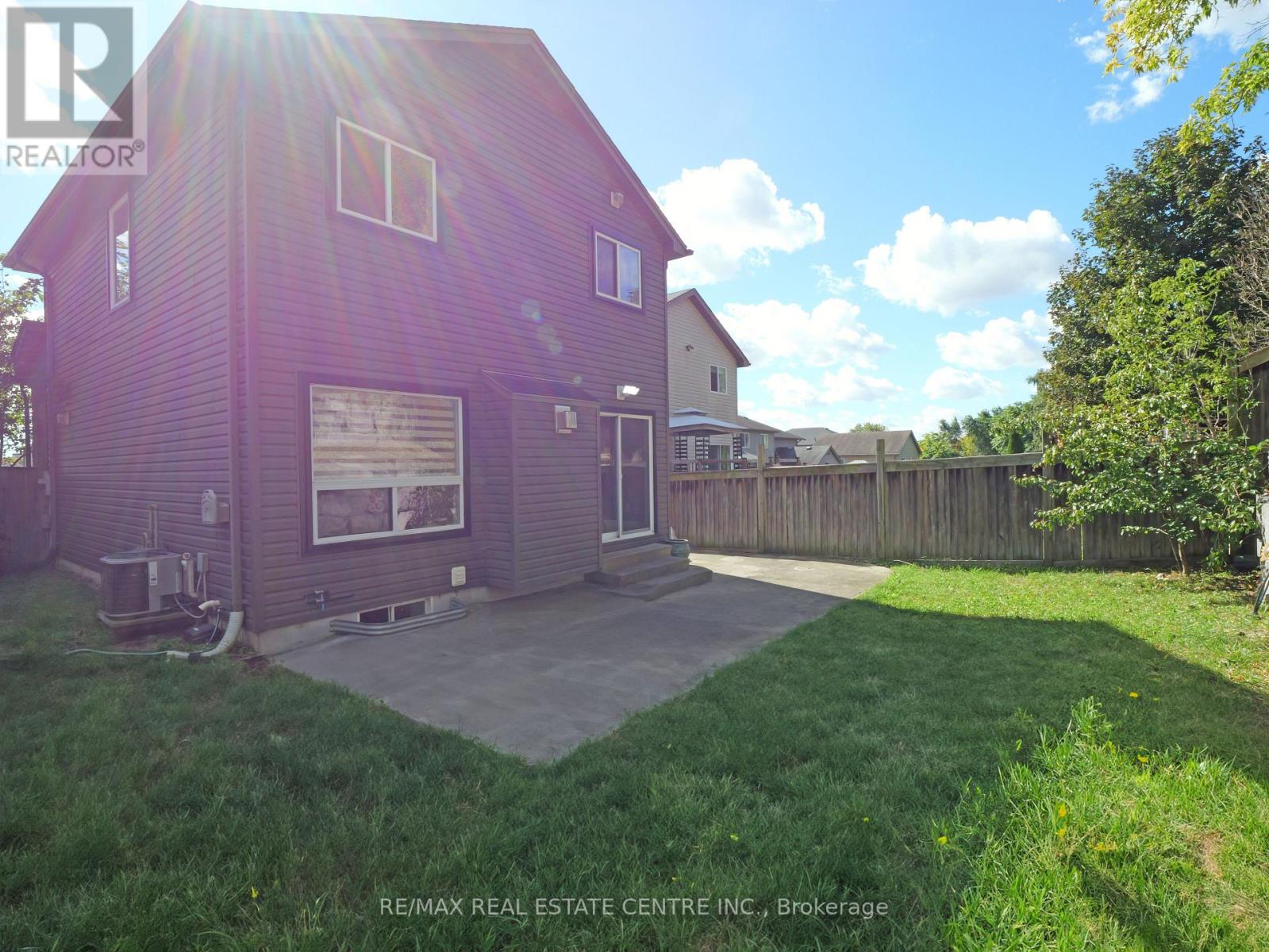 1984 Frederick Crescent, London East, Ontario  N5W 0A4 - Photo 38 - X13885954