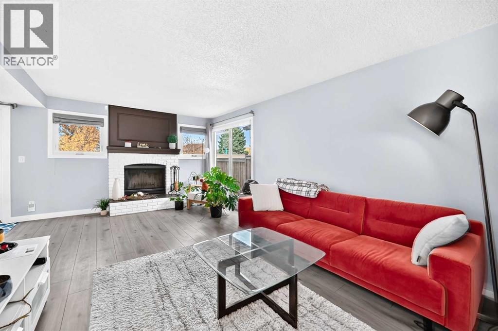 52 Cedargrove Road SW, Calgary, Alberta  T2W 4T9 - Photo 10 - A2351421
