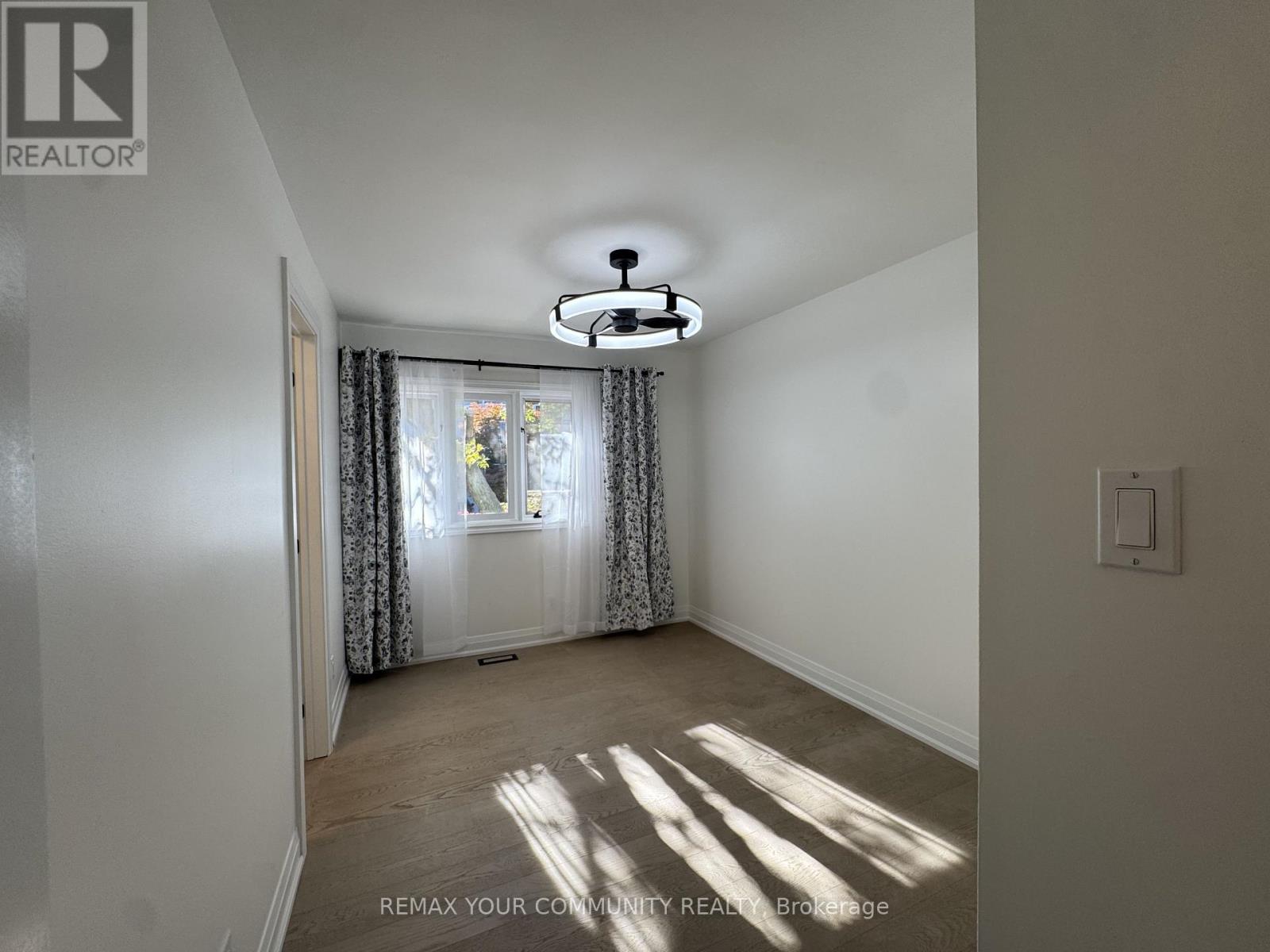 2063 Waters Edge Drive, Oakville, Ontario  L6L 1A3 - Photo 15 - W13622126