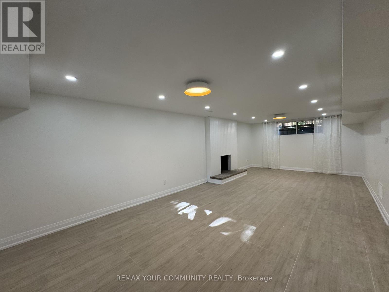 2063 Waters Edge Drive, Oakville, Ontario  L6L 1A3 - Photo 30 - W13622126