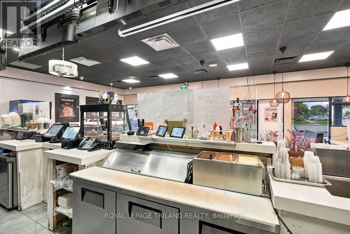 276 Wharncliffe Road N, London North, Ontario N6H 2C3 - Photo 17 - X13886000
