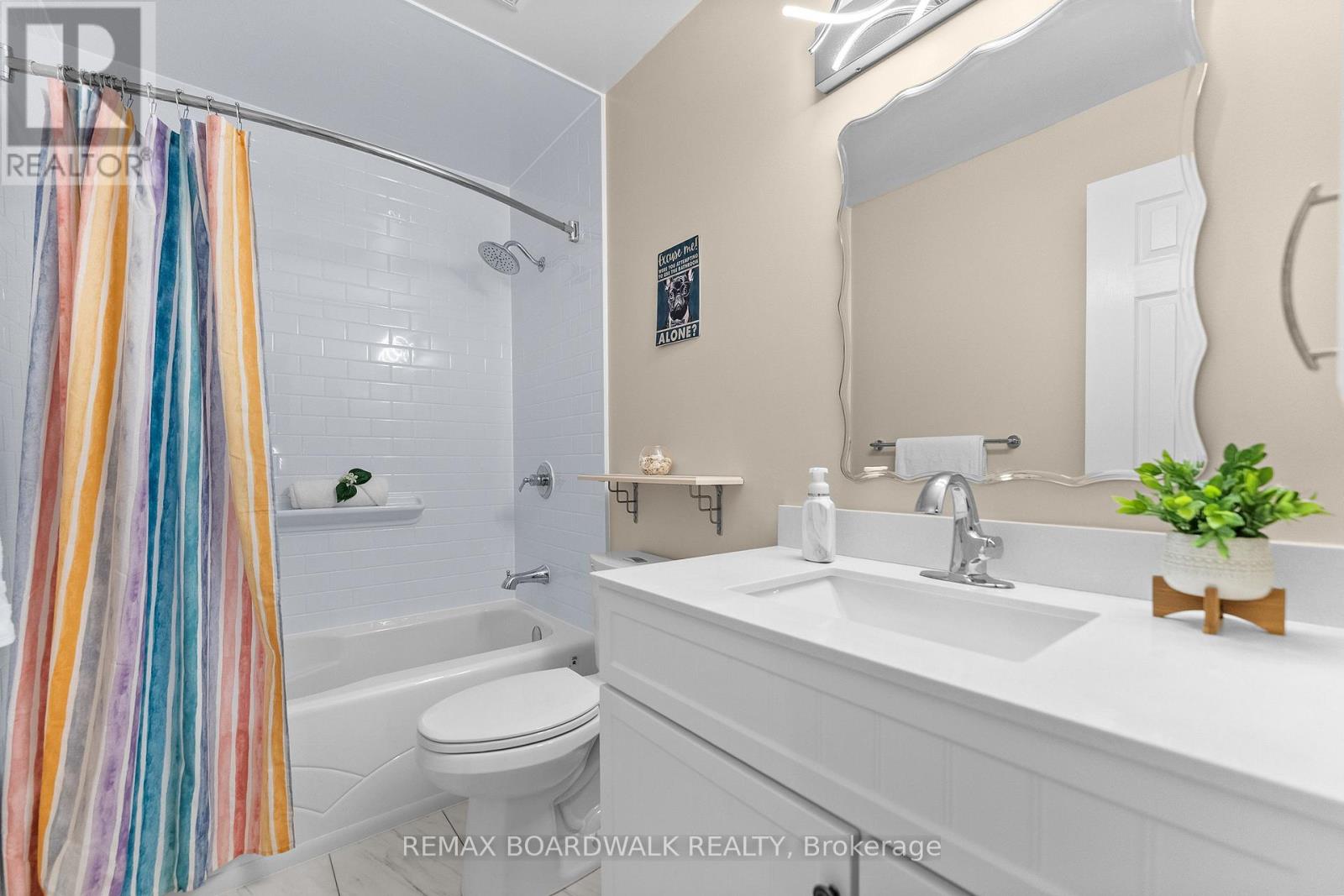 302 Statewood Drive, Ottawa, Ontario  K2K 0A8 - Photo 25 - X13886026