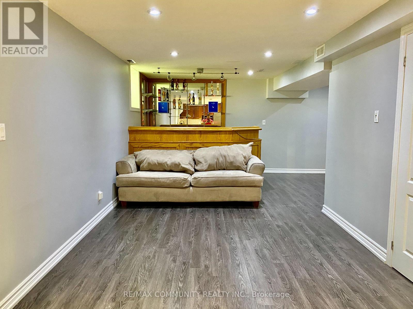 Bsmt - 110 Orleans Drive, Toronto, Ontario M1C 4S4 - Photo 5 - E13886014
