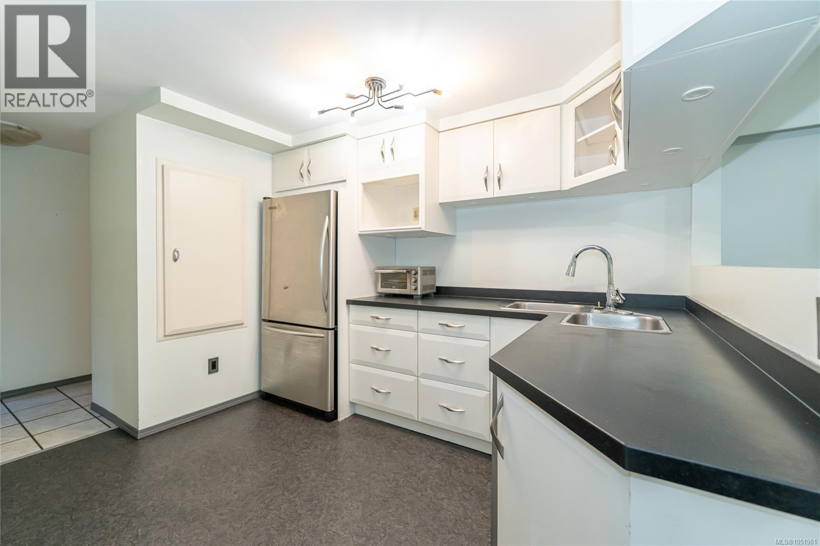 821 Ebadora Lane, Malahat, British Columbia  V0R 2L0 - Photo 12 - 1051961