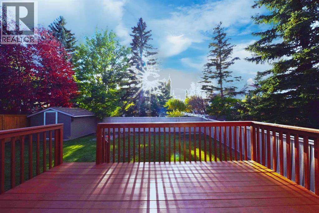 131 Hawkstone Drive Nw, Calgary, Alberta  T3G 3N4 - Photo 14 - A2345692