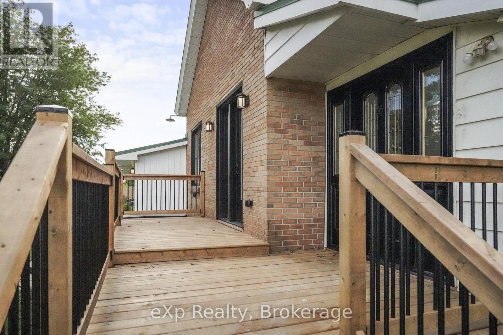 125 Portland Street, South Huron, Ontario  N0M 1K0 - Photo 29 - X13886034