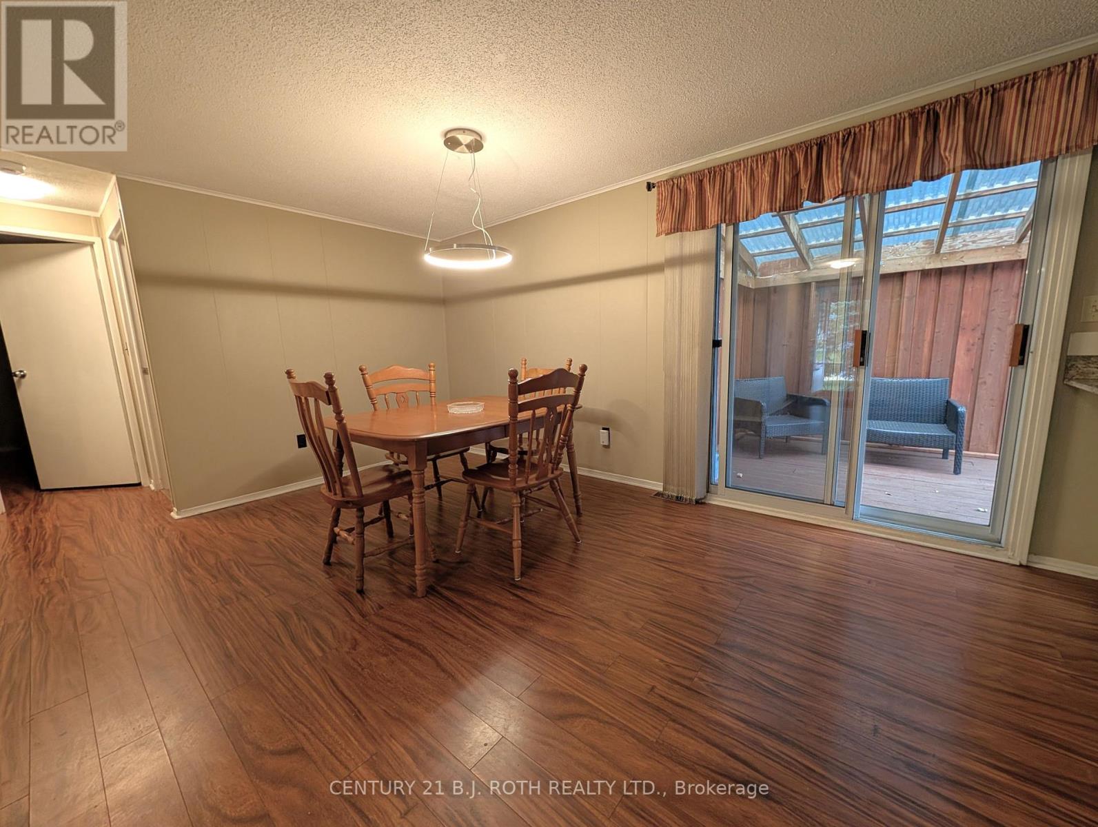 66 Linden Lane, Innisfil, Ontario  L9S 1P2 - Photo 11 - N13772084