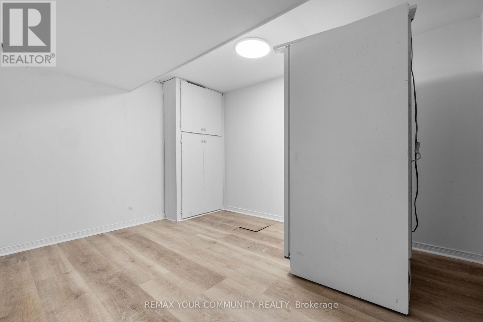 2 Lisburn Crescent, Toronto, Ontario  M2J 2Z5 - Photo 19 - C13885760