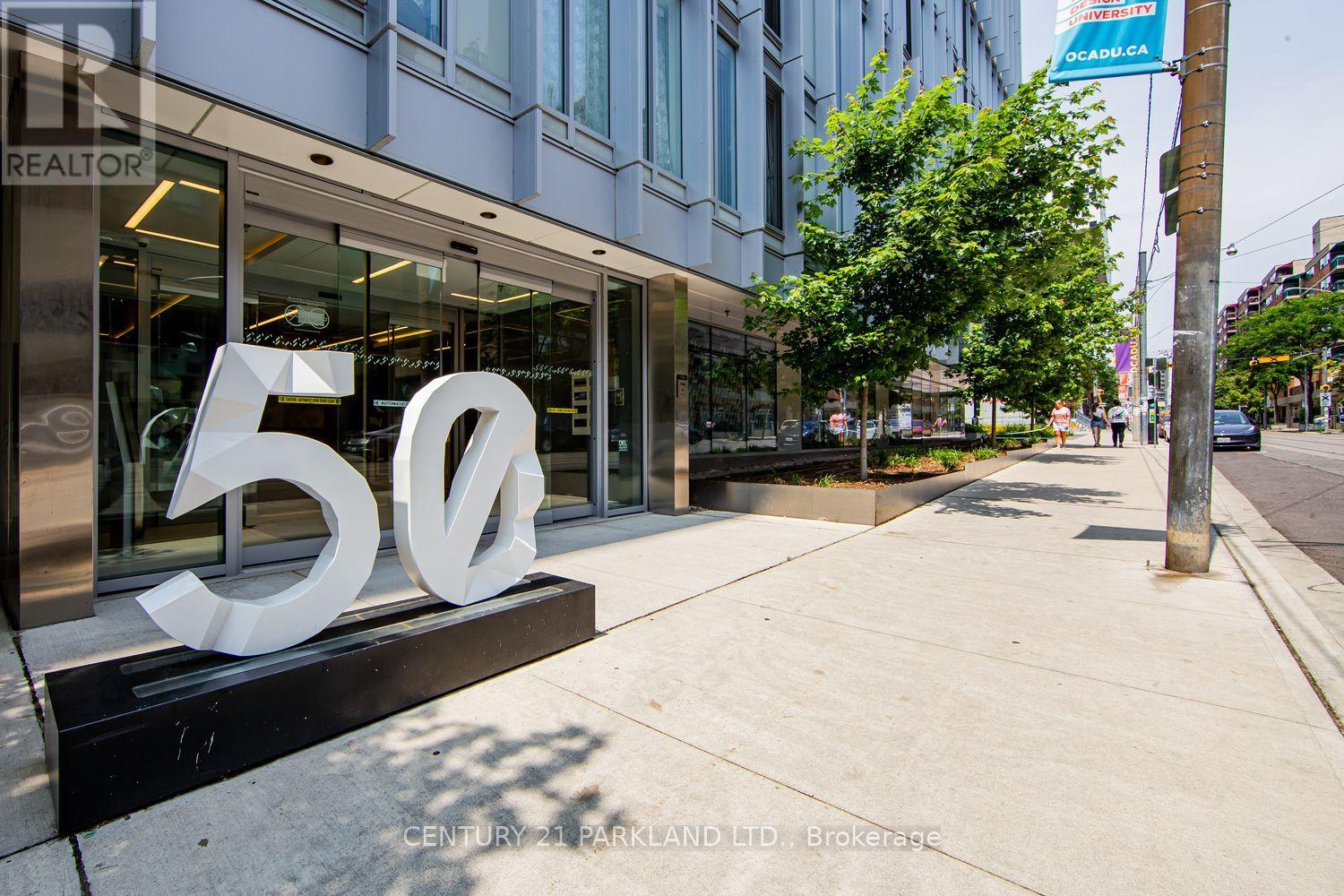 607 - 50 MCCAUL STREET, Toronto, Ontario