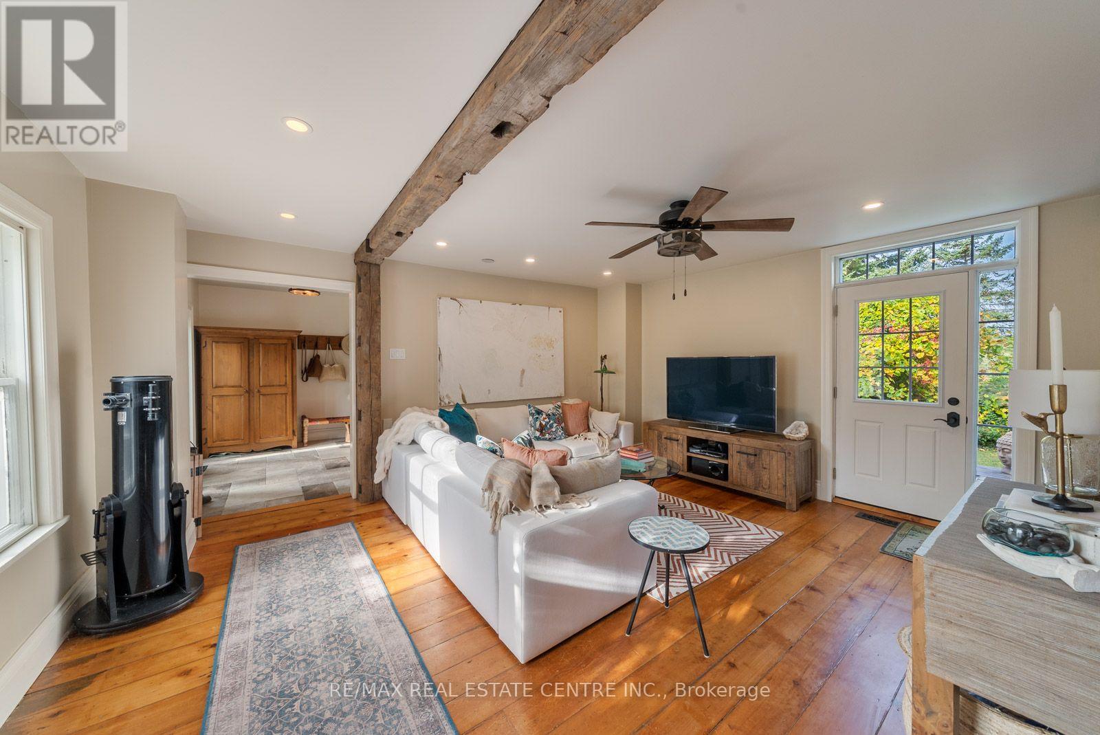 14700 Creditiew Road, Caledon, Ontario  L7C 3G1 - Photo 11 - W13886058