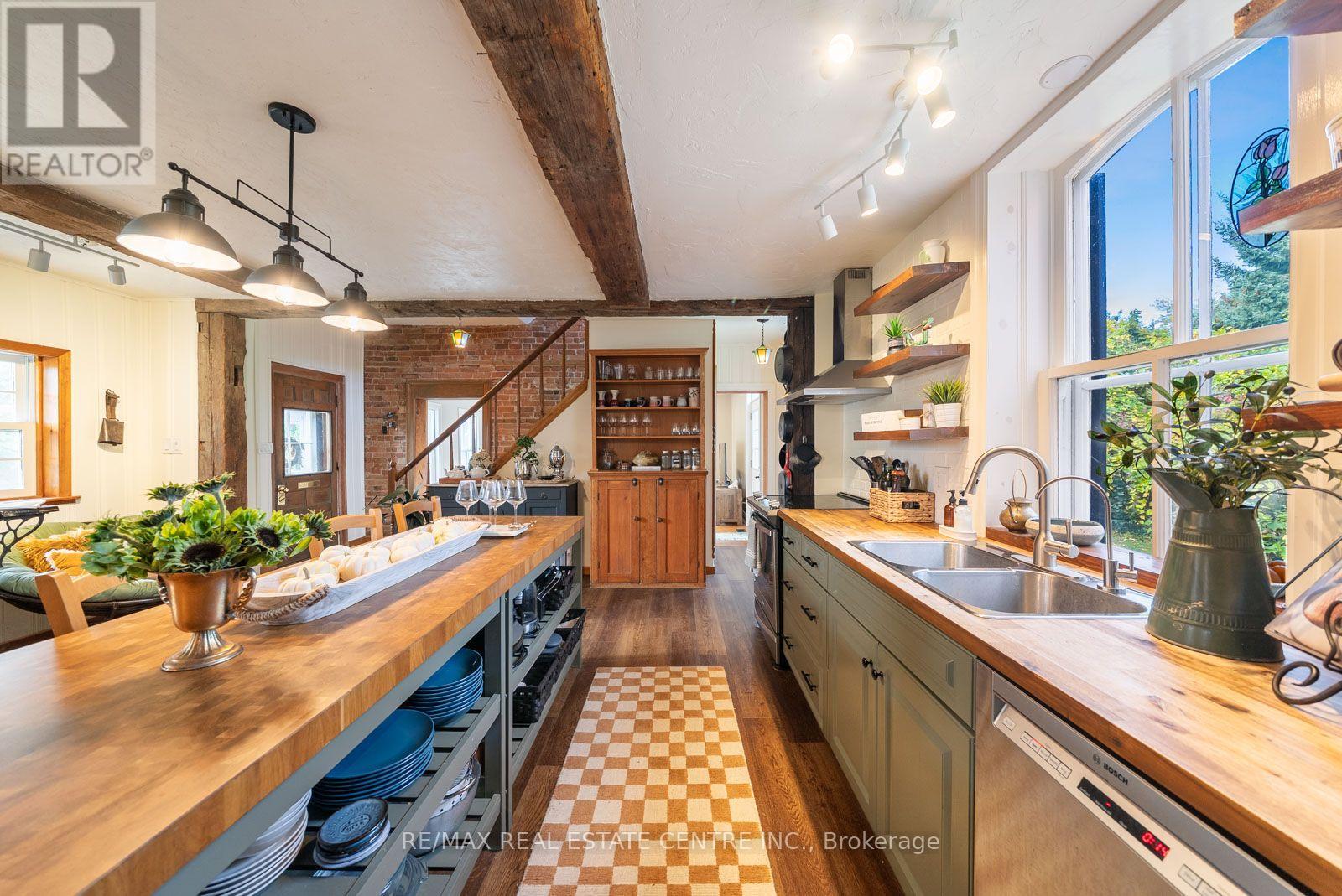 14700 Creditiew Road, Caledon, Ontario  L7C 3G1 - Photo 15 - W13886058