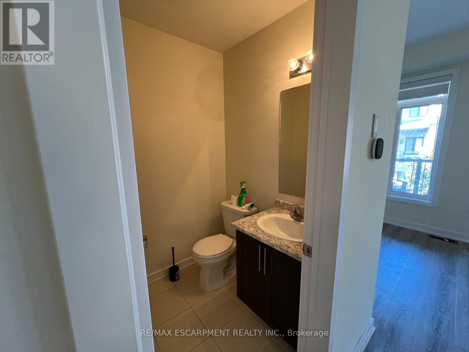 122 - 590 North Service Road E, Hamilton, Ontario  L8E 0K5 - Photo 6 - X13835810