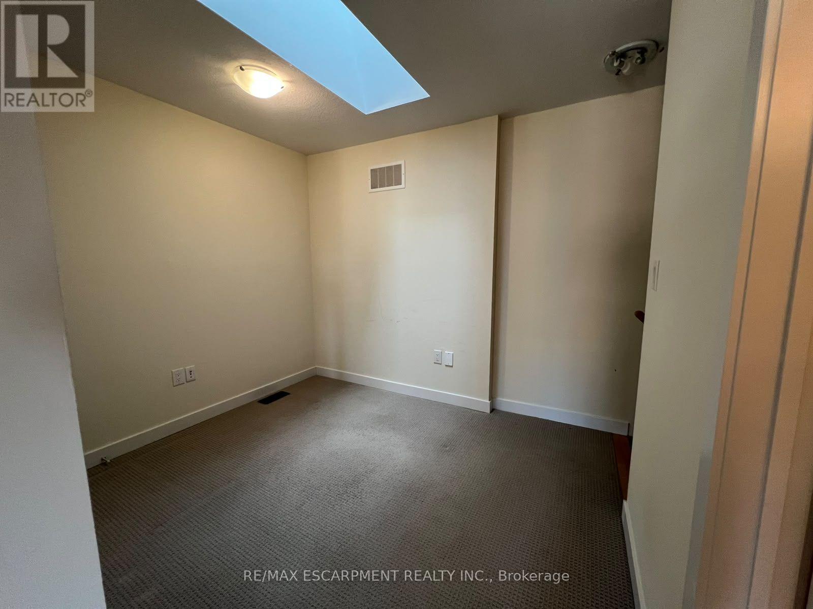 122 - 590 North Service Road E, Hamilton, Ontario  L8E 0K5 - Photo 12 - X13835810