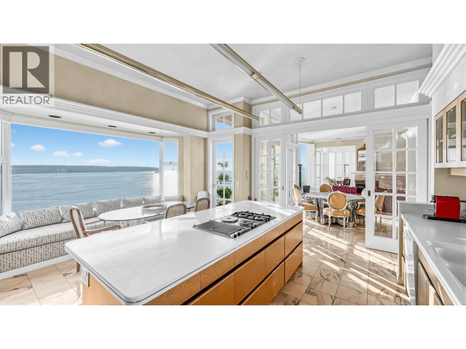 17 1861 Beach Avenue, Vancouver, British Columbia  V6G 1Z1 - Photo 21 - R3064264