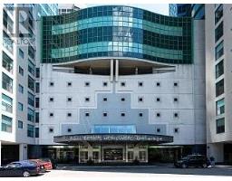 2403 - 77 HARBOUR SQUARE, Toronto, Ontario