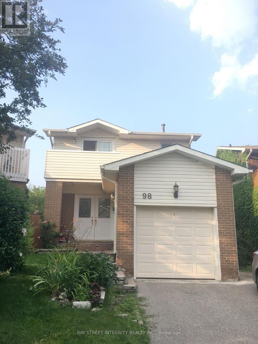 UPPER - 98 CAROLBREEN SQUARE, Toronto, Ontario