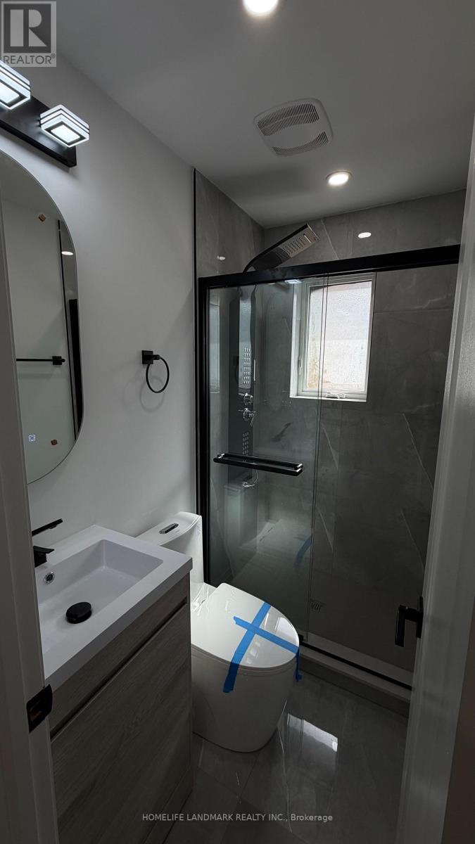 31a (Main Floor) Laurel Avenue, Toronto, Ontario  M1K 3J3 - Photo 12 - E13886102