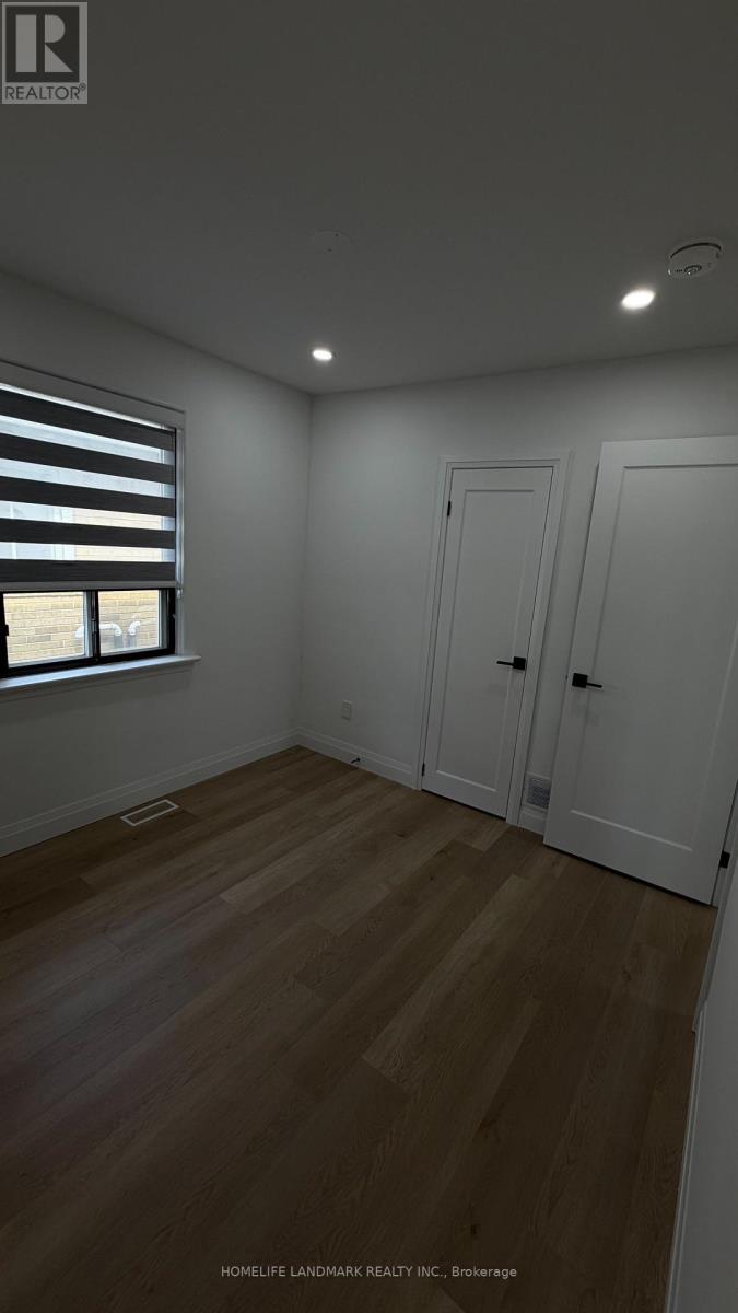 31a (Main Floor) Laurel Avenue, Toronto, Ontario  M1K 3J3 - Photo 6 - E13886102