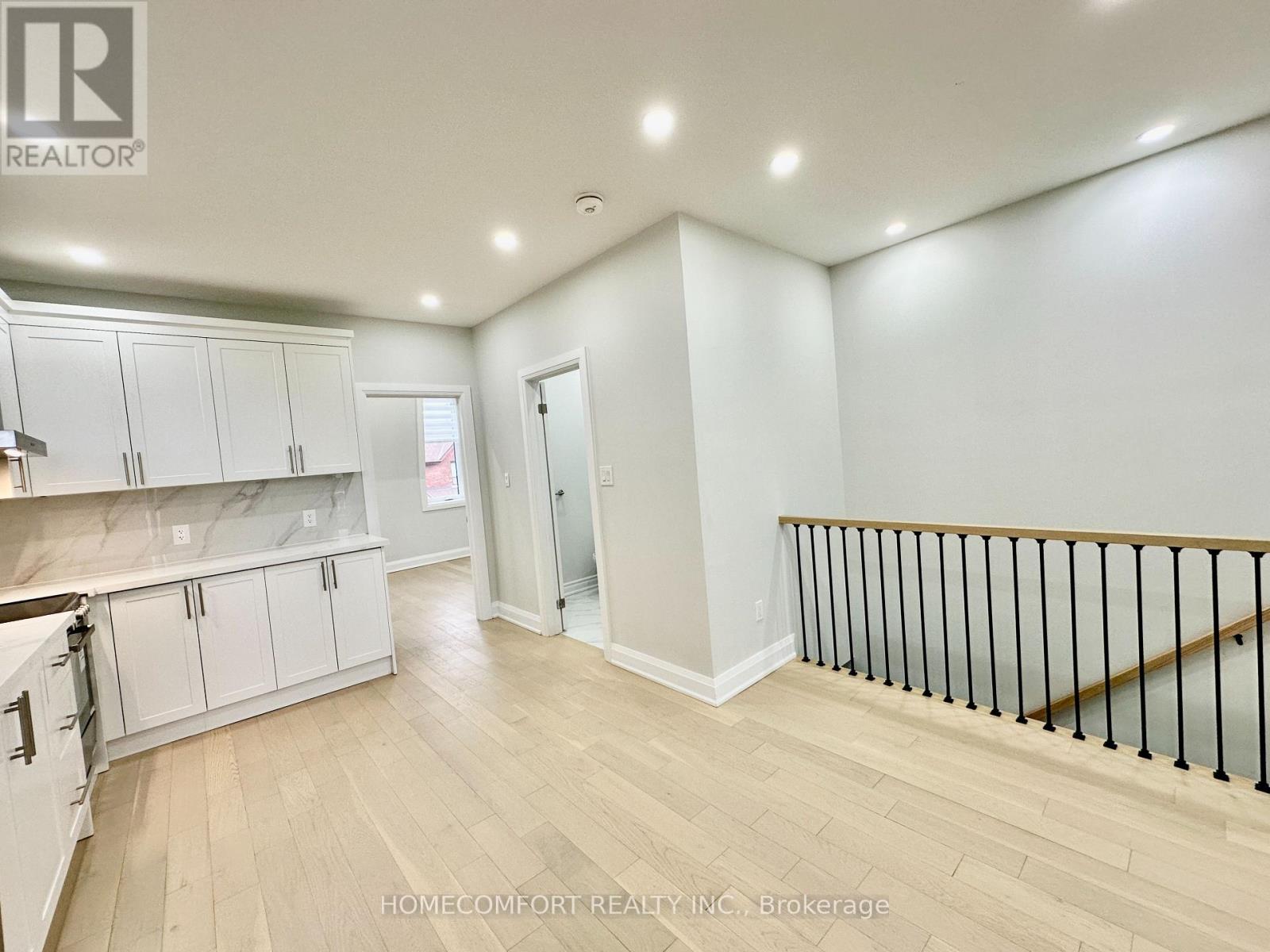 Upper - 211 Osler Street, Toronto, Ontario  M6N 2Z2 - Photo 6 - W13886108
