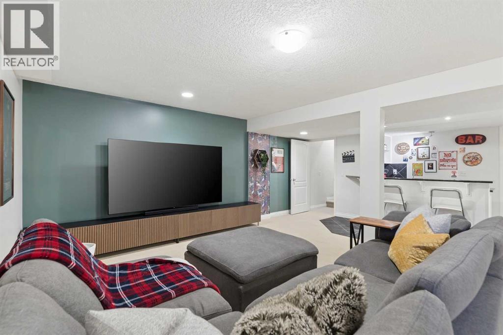 270 Cougar Ridge Drive Sw, Calgary, Alberta  T3H 5S6 - Photo 39 - A2350846