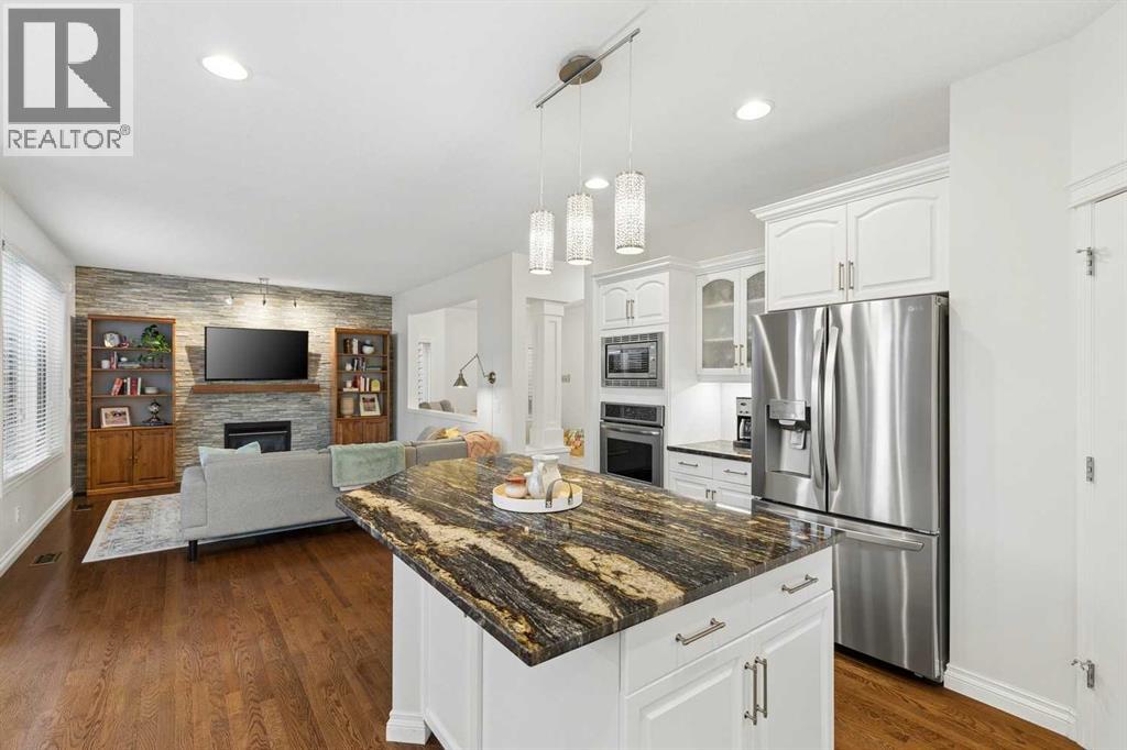 270 Cougar Ridge Drive Sw, Calgary, Alberta  T3H 5S6 - Photo 17 - A2350846