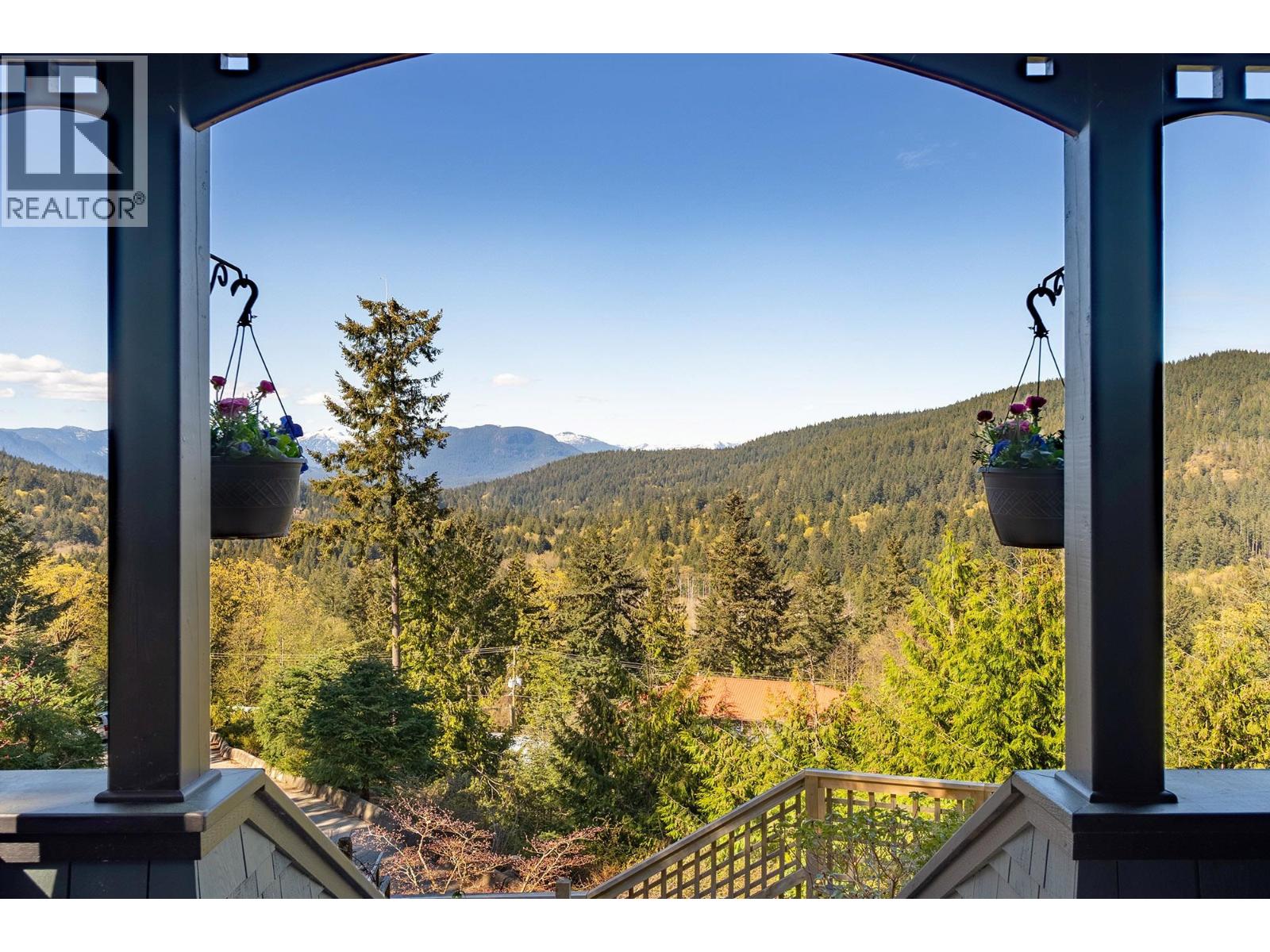 555 Roocroft Lane, Bowen Island, British Columbia  V0N 1G2 - Photo 4 - R3172753