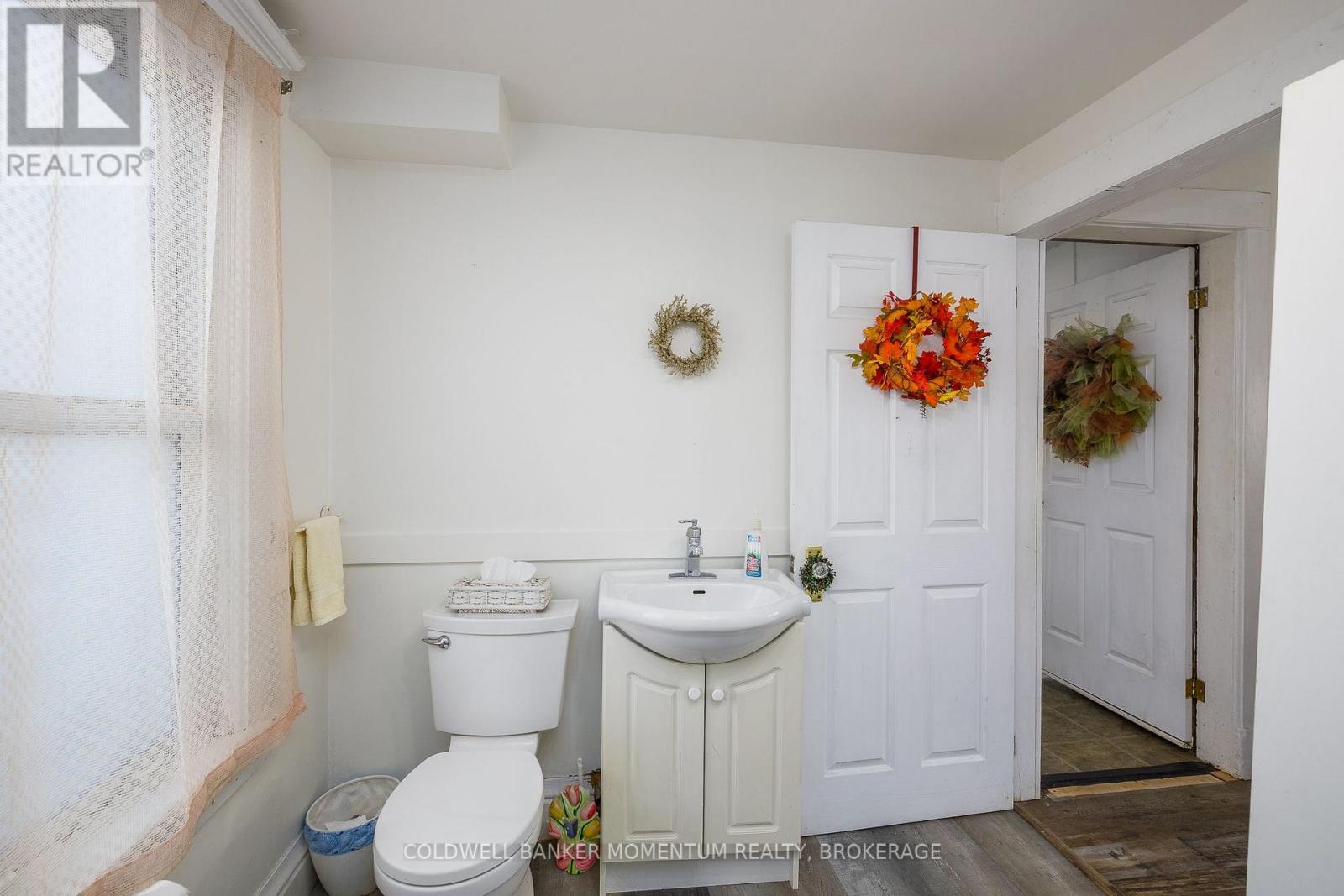 5542 Highland Avenue, Niagara Falls, Ontario  L2G 4W7 - Photo 14 - X13886128