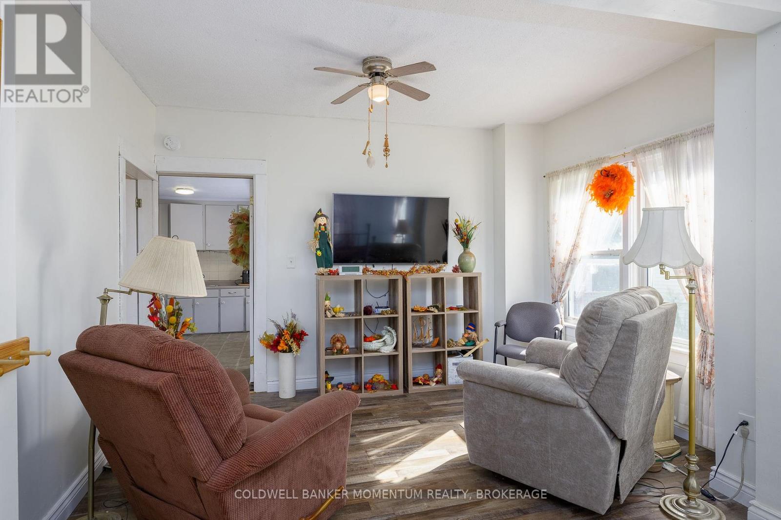 5542 Highland Avenue, Niagara Falls, Ontario  L2G 4W7 - Photo 9 - X13886128
