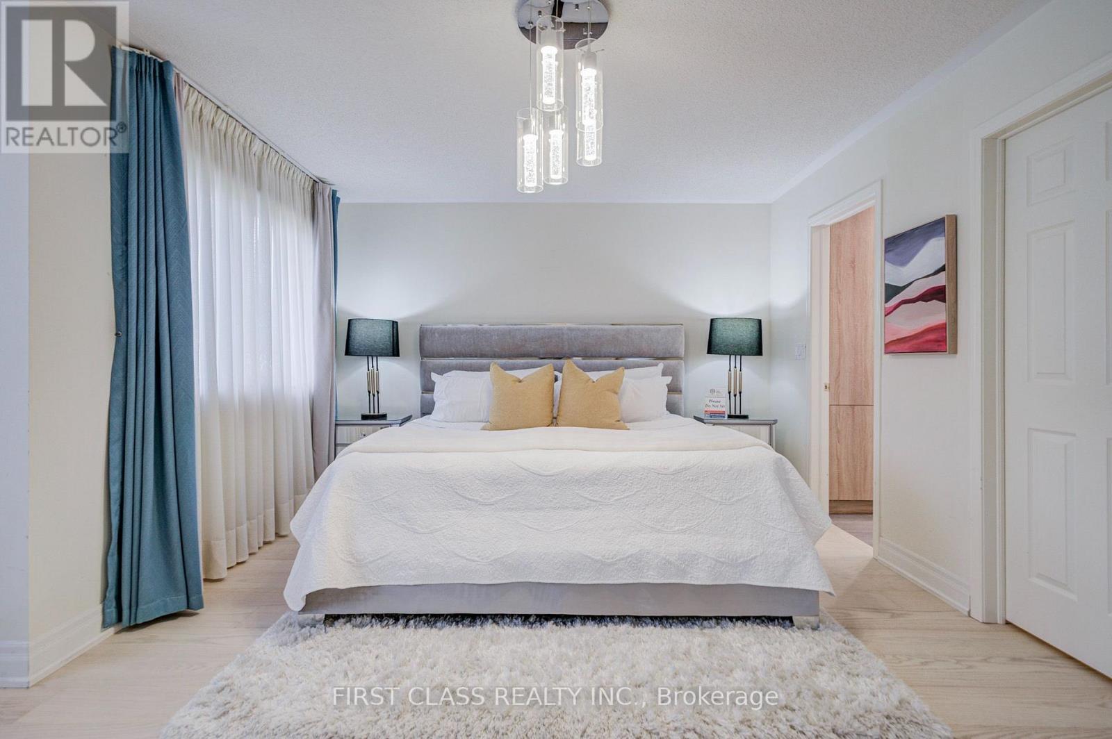 68 Drawbridge Drive, Markham, Ontario  L6C 2G8 - Photo 23 - N13886112