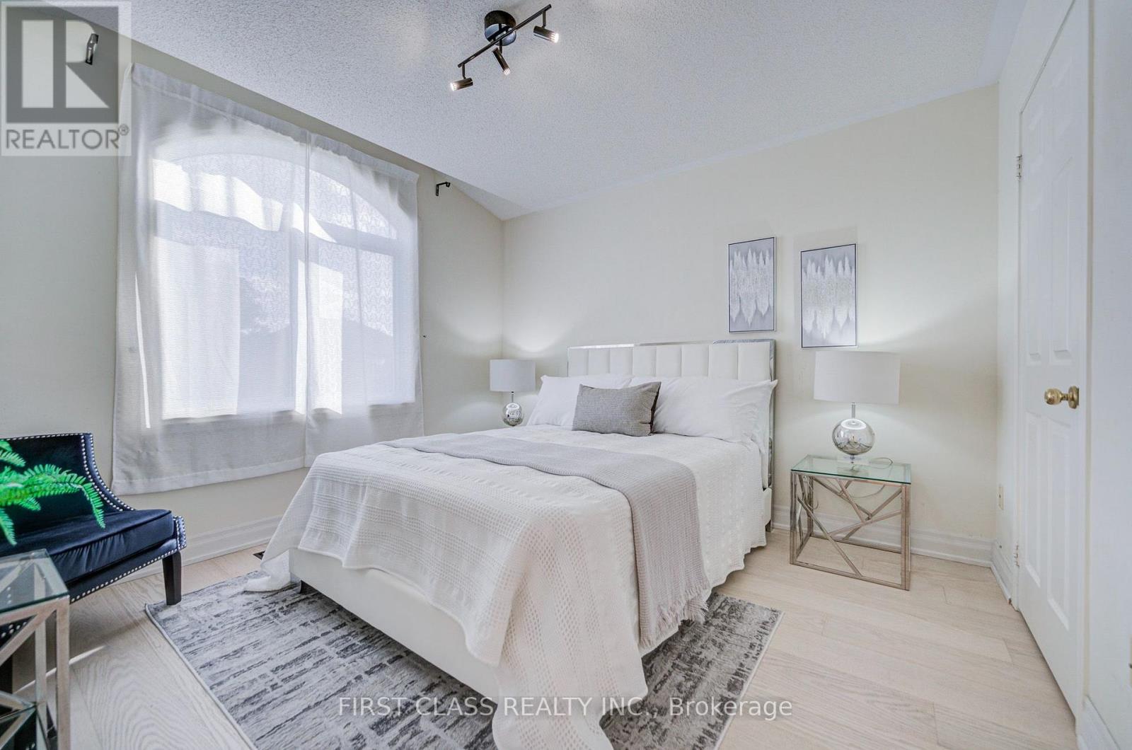 68 Drawbridge Drive, Markham, Ontario  L6C 2G8 - Photo 30 - N13886112