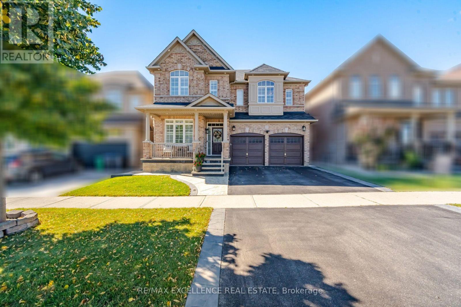 13 Sage Meadow Crescent, Brampton, Ontario  L6Y 0Y1 - Photo 2 - W13886118