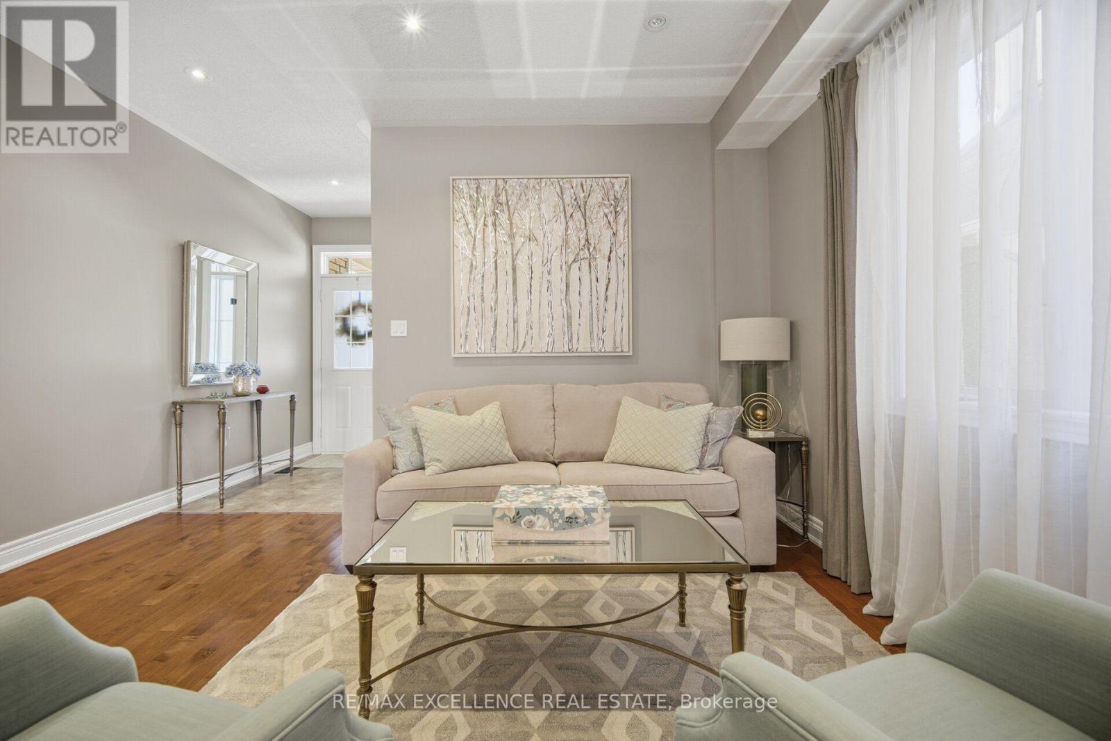 13 Sage Meadow Crescent, Brampton, Ontario  L6Y 0Y1 - Photo 8 - W13886118