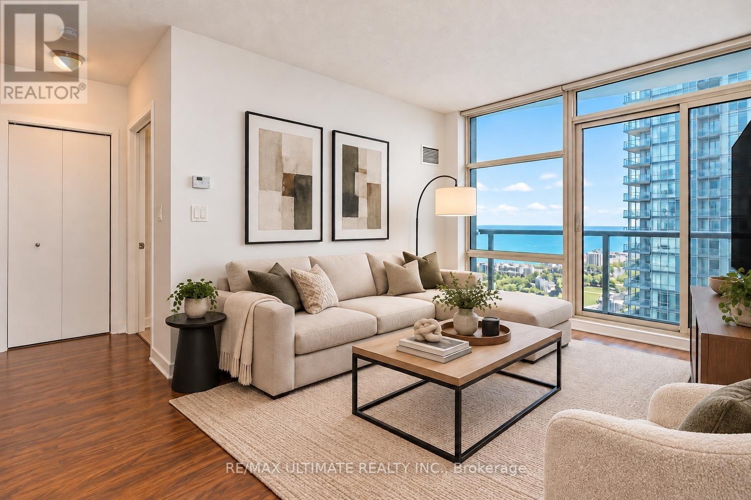 4601 - 35 Mariner Terrace, Toronto, Ontario  M5V 3V9 - Photo 4 - C13882664