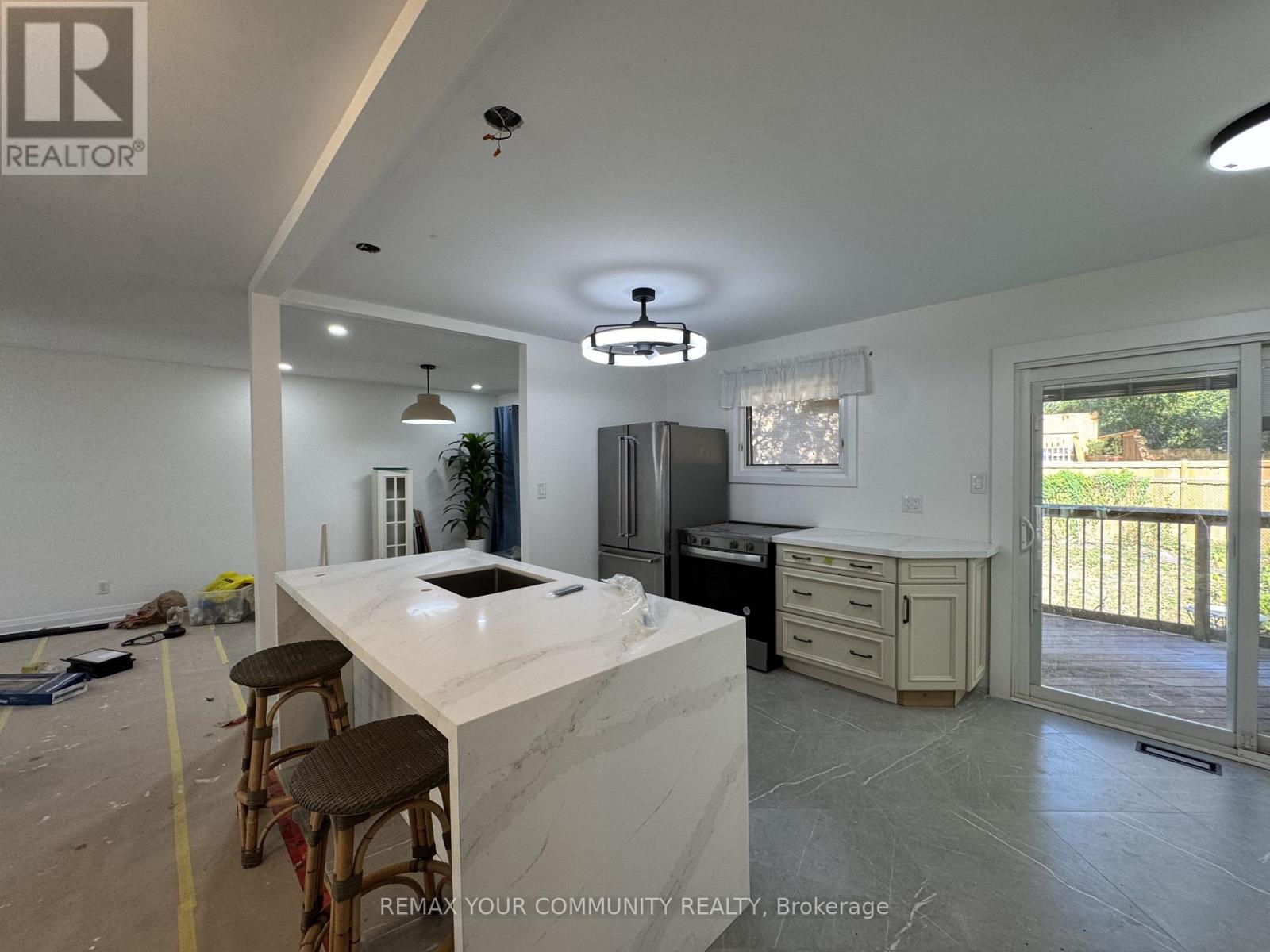2063 Waters Edge Drive, Oakville, Ontario  L6L 1A3 - Photo 11 - W13622126
