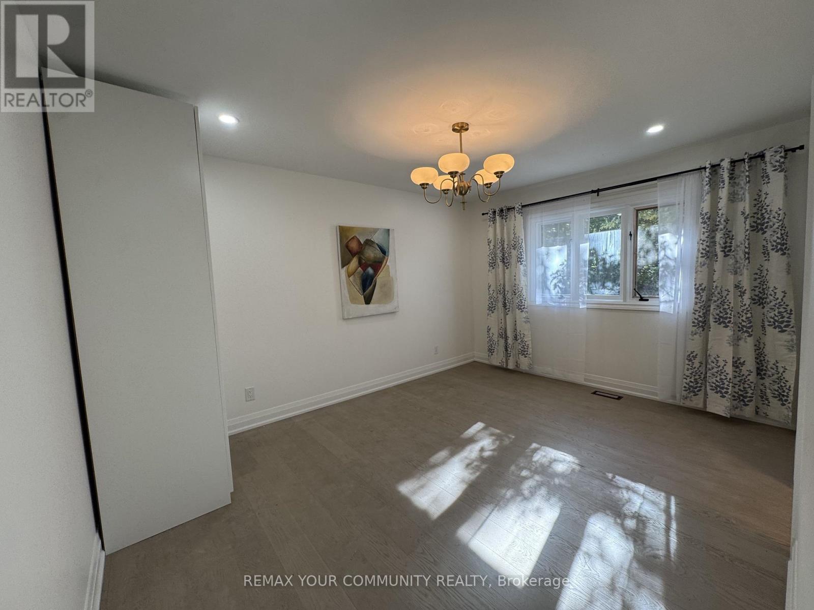 2063 Waters Edge Drive, Oakville, Ontario  L6L 1A3 - Photo 23 - W13622126