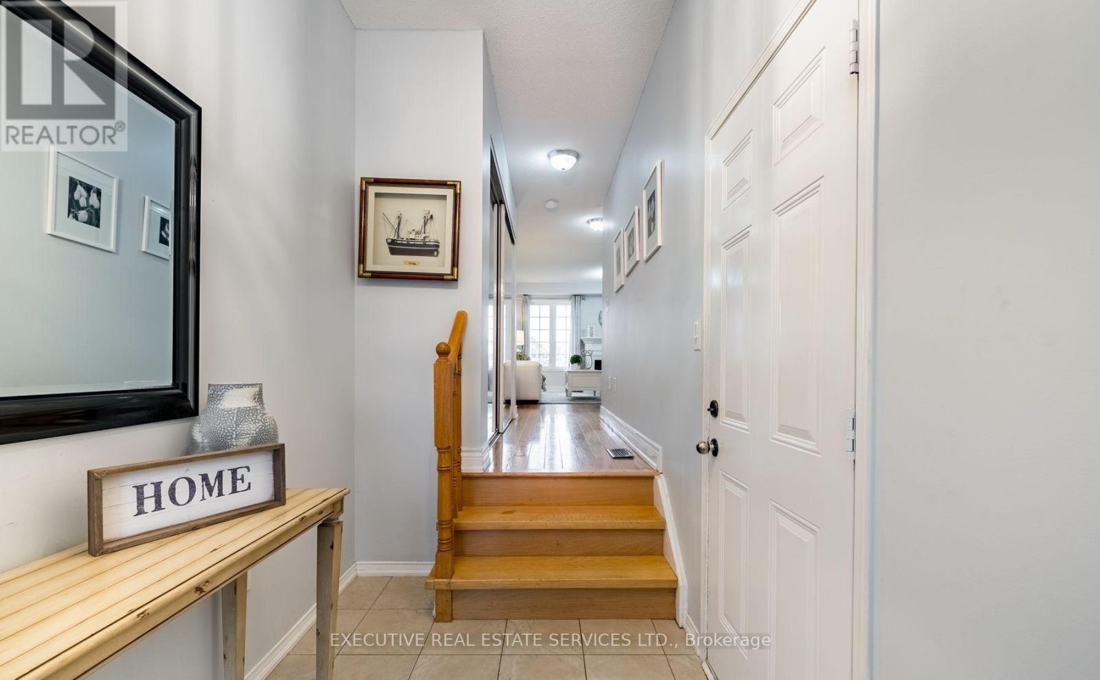 495 Rossland Road E, Ajax, Ontario  L1Z 0K8 - Photo 3 - E13886136