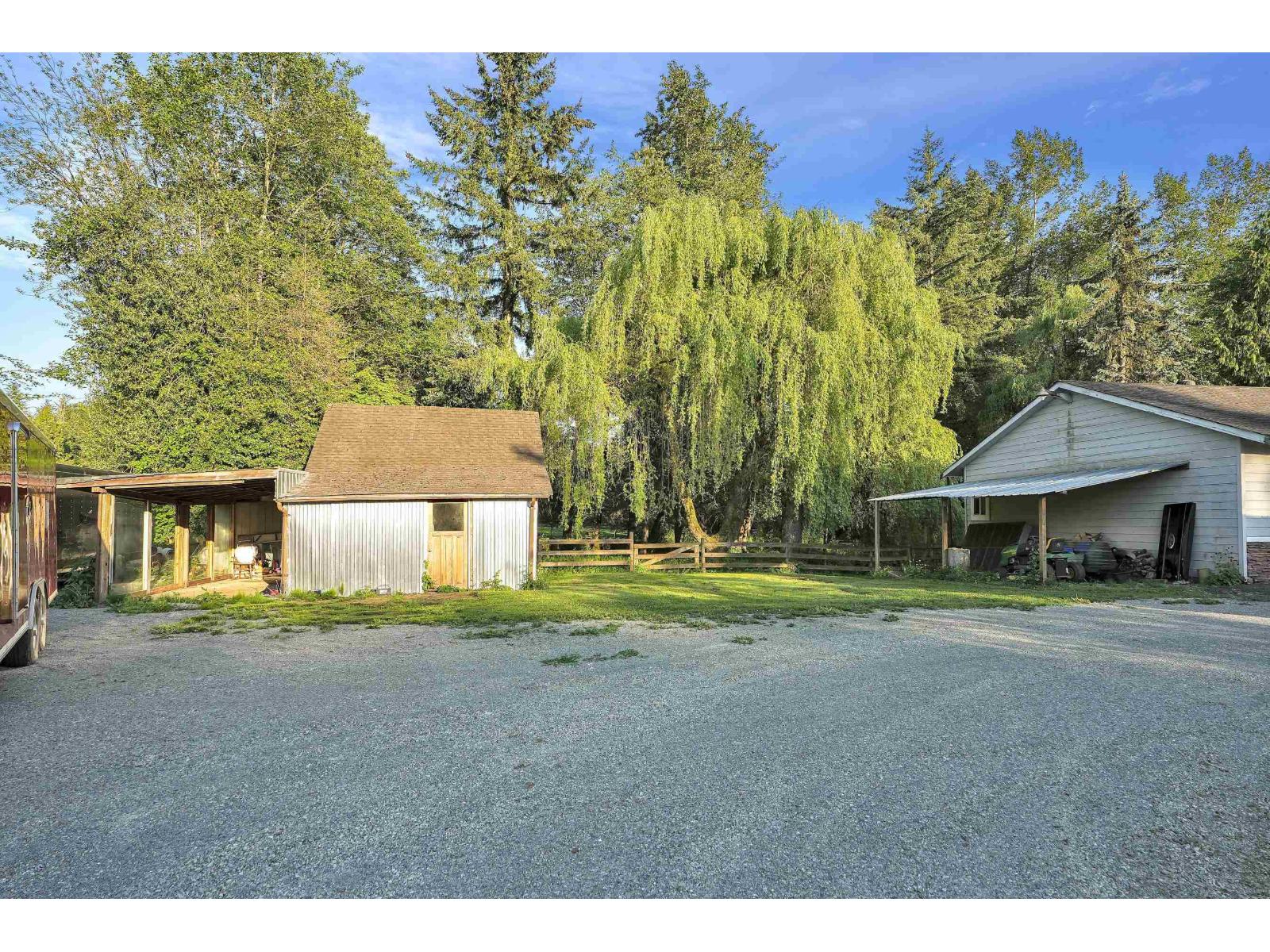 25887 60 Avenue, Langley, British Columbia  V4W 1L3 - Photo 4 - R3174287