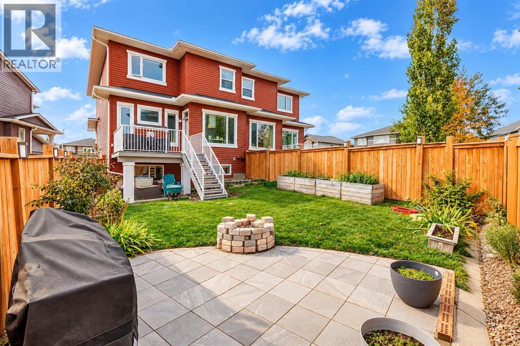 47 Evansglen Court NW