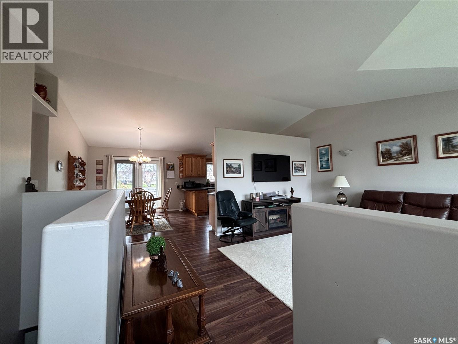 306 Guest Court, Cudworth, Saskatchewan  S0K 1B0 - Photo 6 - SK050899