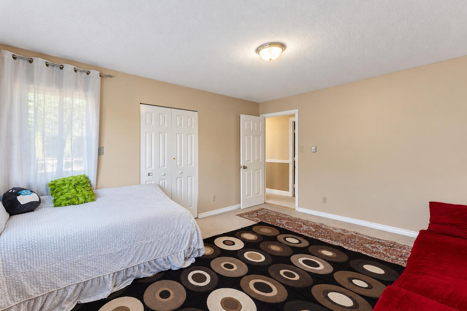 12302 68 Avenue, Surrey, British Columbia  V3W 2C8 - Photo 11 - R3173956