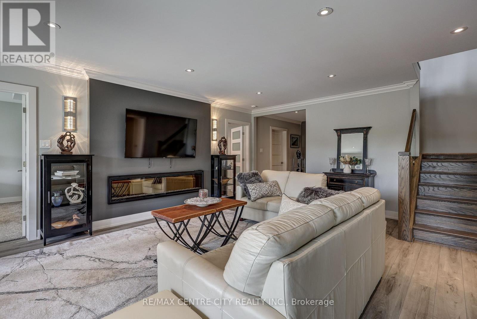 151 Robin Ridge Drive, Central Elgin, Ontario  N0L 1B0 - Photo 32 - X13868596