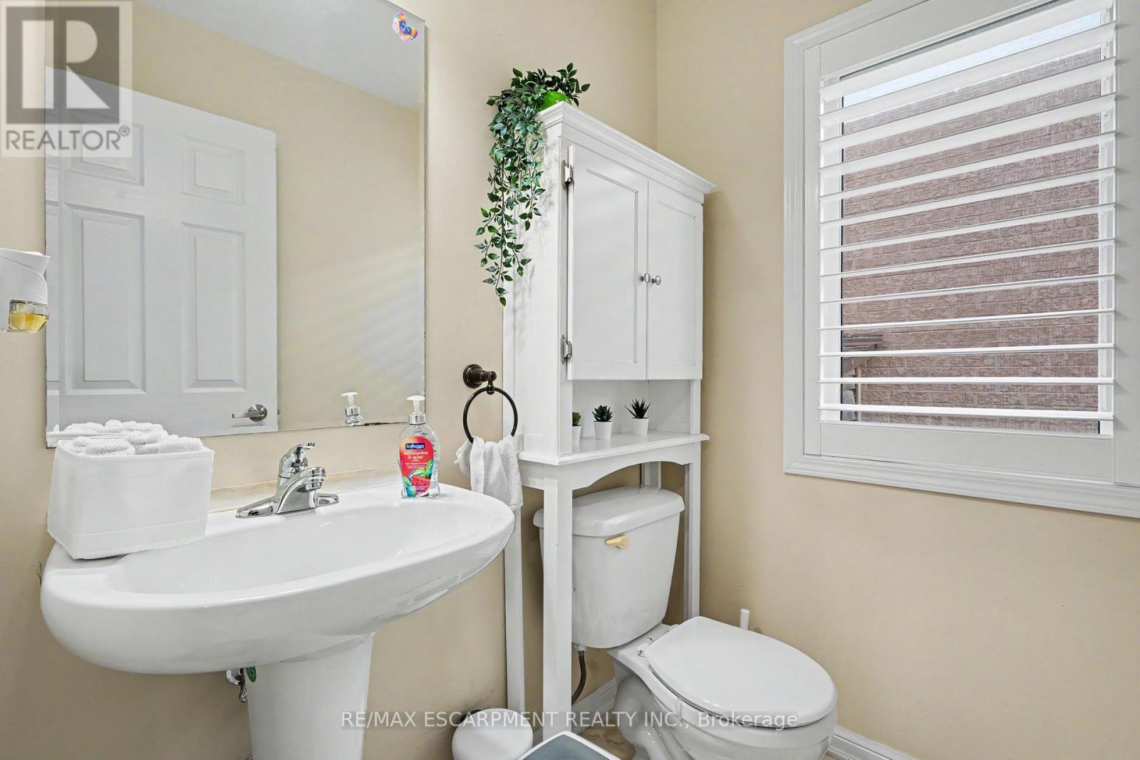 418 Kitty Murray Lane, Hamilton, Ontario  L9K 0E2 - Photo 7 - X13886158