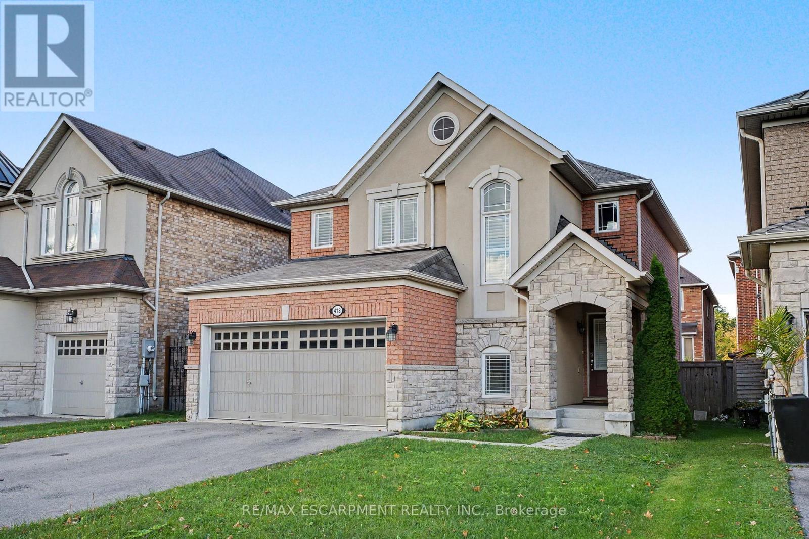 418 Kitty Murray Lane, Hamilton, Ontario  L9K 0E2 - Photo 2 - X13886160