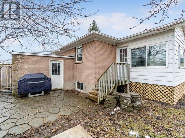 153 Delrex Boulevard, Halton Hills, Ontario  L7G 4E1 - Photo 25 - W13749802